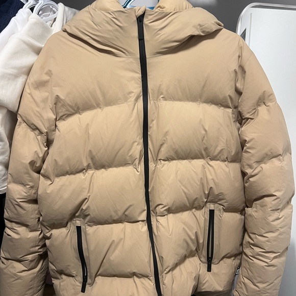Aritzia Rainstop Super Puff Jacket in Oxford Tan - Picture 3 of 6